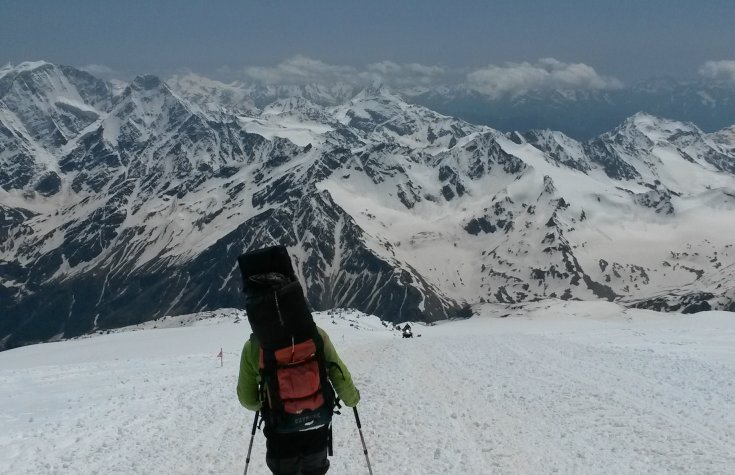 ELBROUZ , 5642m