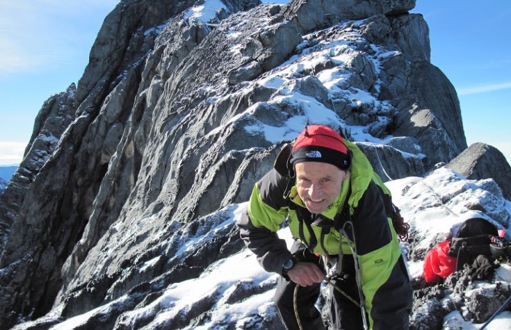 Carstensz 4884 m