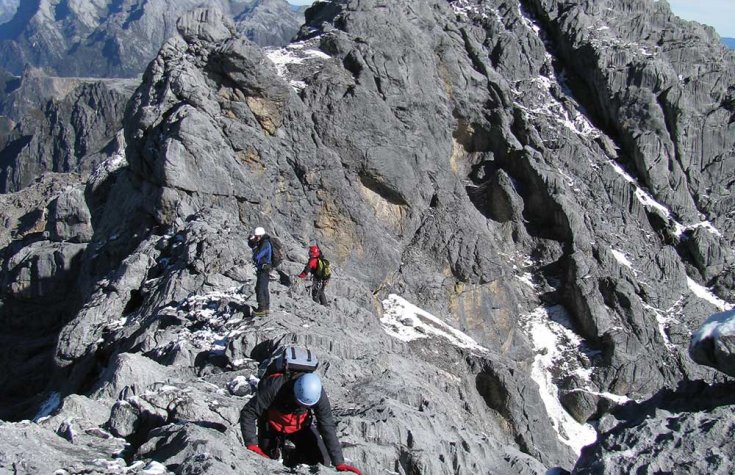 Carstensz 4884 m