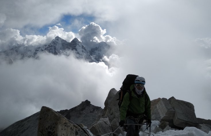 AMA DABLAM 6812m