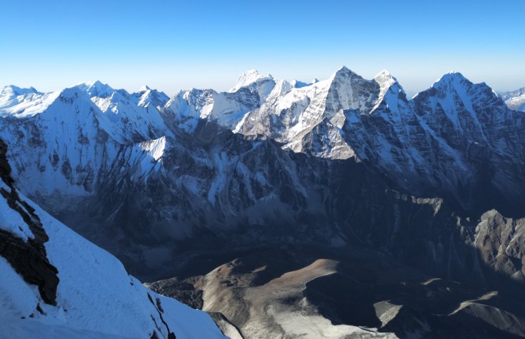 AMA DABLAM 6812m