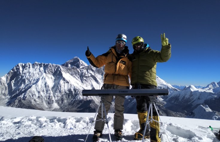 AMA DABLAM 6812m