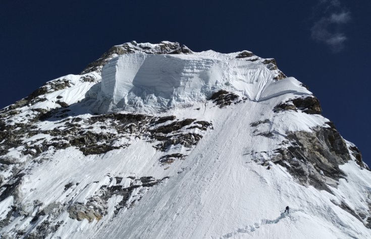 AMA DABLAM 6812m