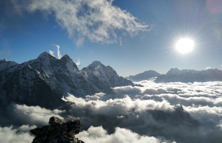 AMA DABLAM 6812m