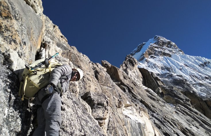 AMA DABLAM 6812m