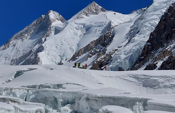 GASHERBRUM 2, 8035m